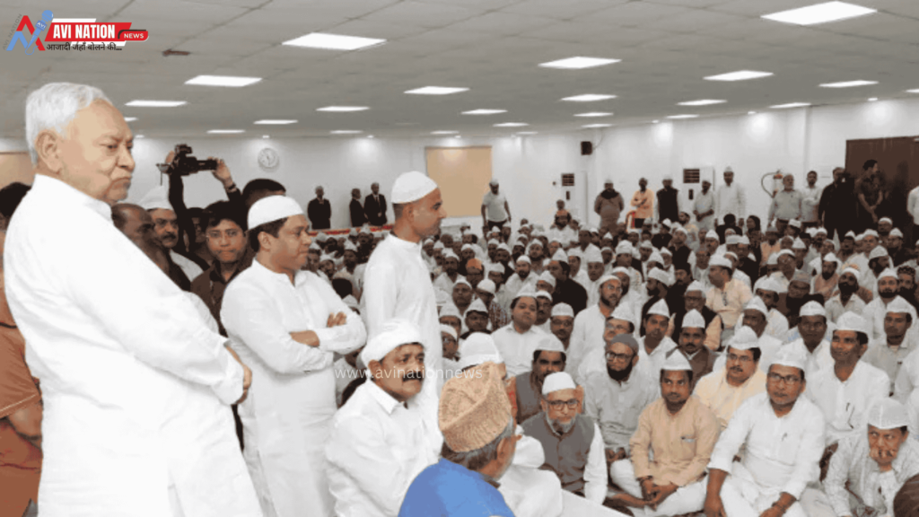 बिहार की सियासत में इफ्तार का तड़का, नीतीश की दावत में हुई राजनीतिक गुफ्तगू 5